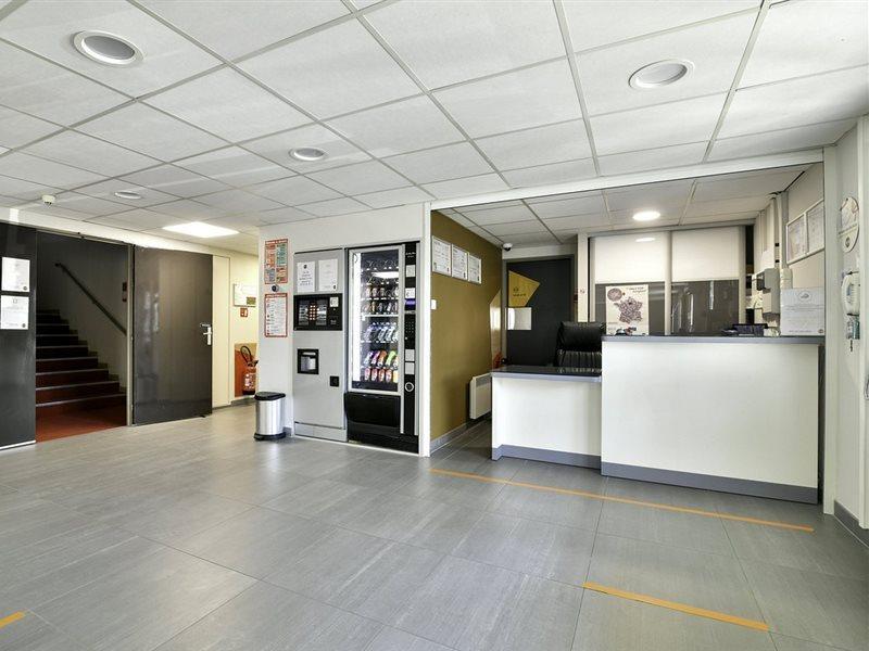 B&B Hotel Bollene Hotel 2*