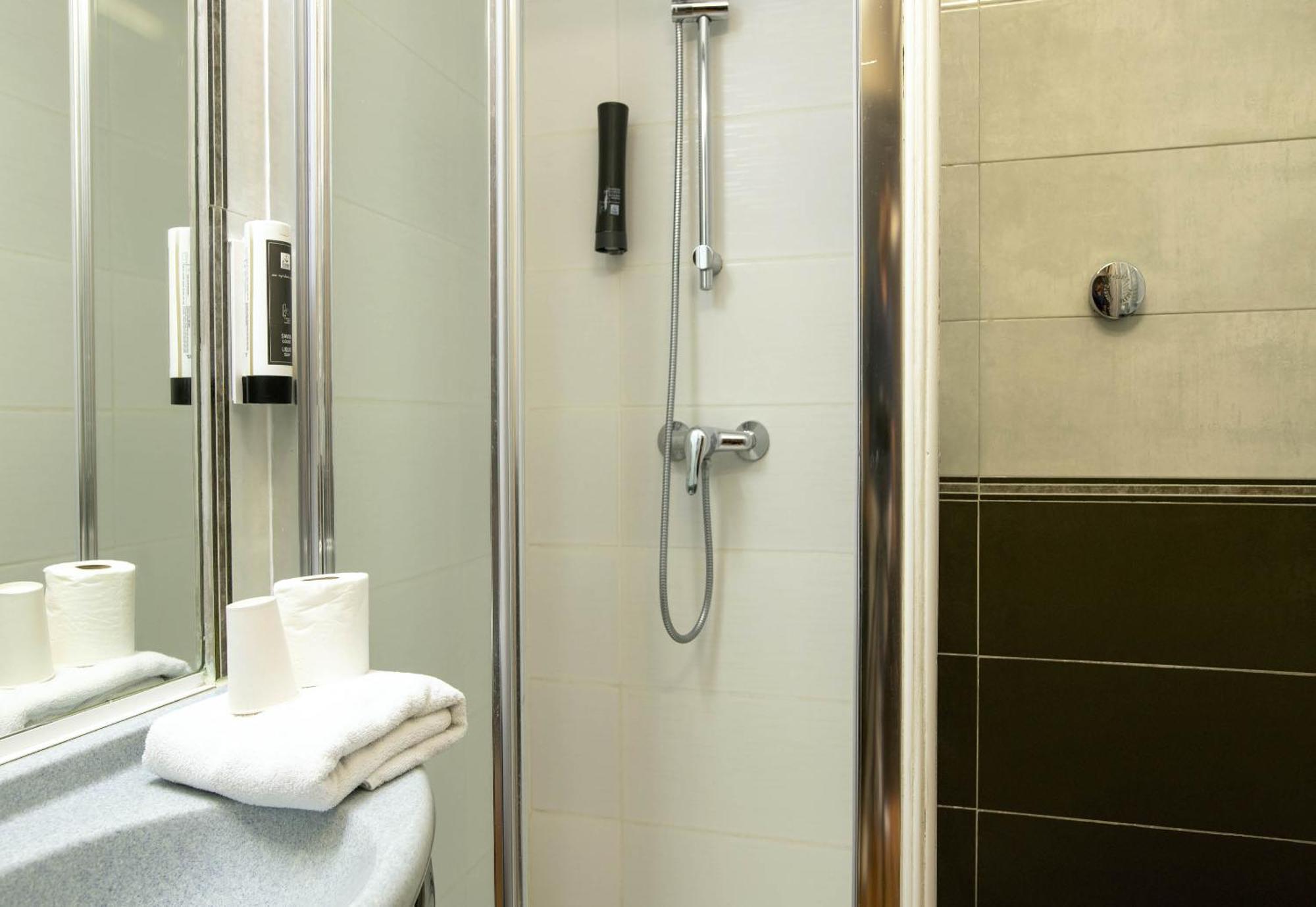B&B Hotel Bollene 2*